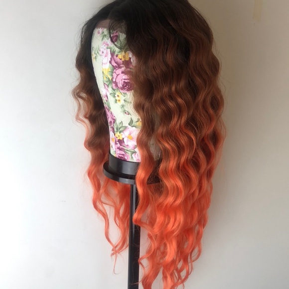 30” ORANGE BROWN OMBRÉ CELEB WAVY LACEFRONT WIG